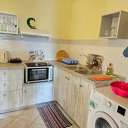 Leta Apartment Agios Georgios (Corfu)
